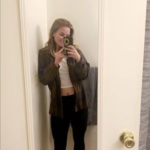 Meet your Posher, Leah